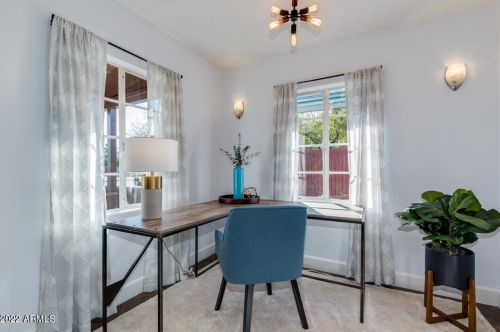 2608 10 St, Phoenix AZ 85085-7781 exterior