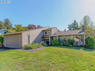 6646 35th Ave, Portland, OR 97221-3375