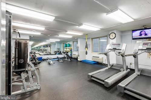 1919 Chestnut St, Philadelphia PA  19103-3401 exterior