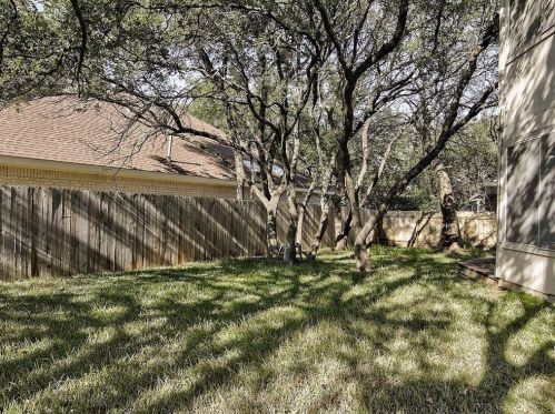7714 Elkhorn Mountain Trl, Austin TX  78729-6411 exterior