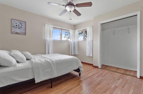 7445 53rd St, Milwaukee WI  53223-4805 exterior