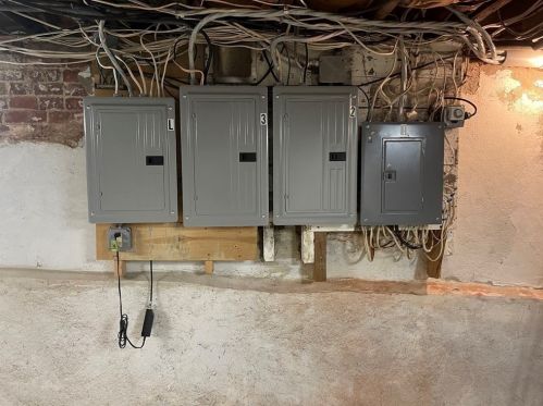 18 Ames St, Worcester MA 01610-2001 exterior