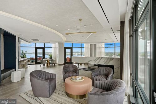 1201 Royal St, Alexandria VA  22314-1485 exterior