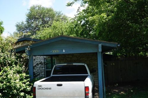 3321 Dolphin Dr, Austin TX  78704-6053 exterior
