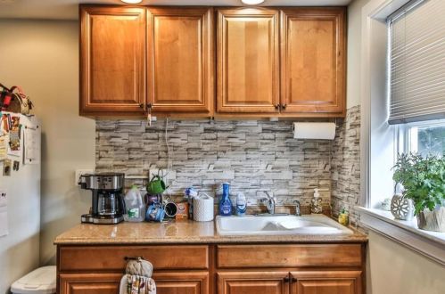 103 Church St, Slatington PA 18080-1825 exterior