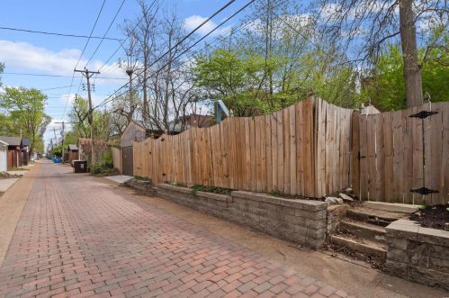 3883 Mcdonald Ave, Saint Louis MO 63116-4716 exterior