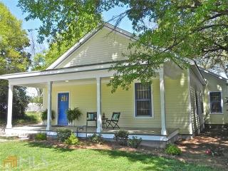 1562 Jonesboro Rd, Atlanta GA  30315-4029 exterior