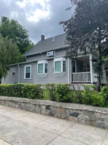 359 Carrington Ave, Woonsocket RI  02895-4622 exterior