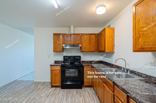 6408 46 Pl, Phoenix AZ 85042-5309 exterior