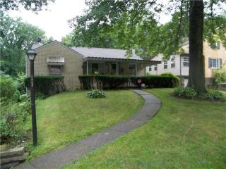 123 Lewis Dr, Pittsburgh PA  15235-4601 exterior