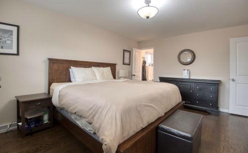 8410 Brodman Ave, Chicago IL 60656-4218 exterior