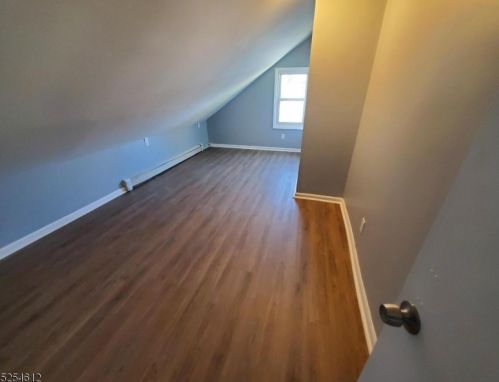 16 Amity St, Paterson NJ 07522-1811 exterior