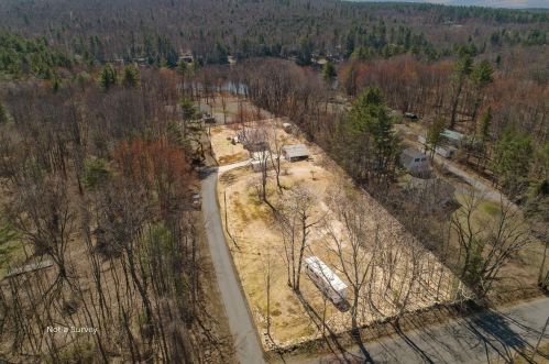 7481 School St, Concord NH  03307-0914 exterior