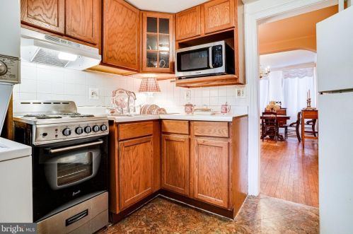 126 Fairfax St, Alexandria VA 22314-3331 exterior