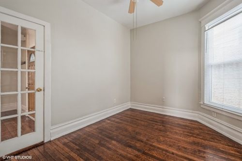 5327 Michigan Ave, Chicago IL 60615-4625 exterior