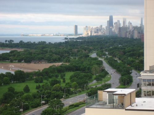 5855 Sheridan Rd, Chicago IL  60660-3816 exterior