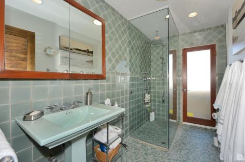 867 Mandalay Bch Rd, Oxnard CA 93035-1078 exterior