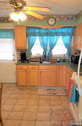 364 Pacific St, Paterson NJ  07503-2444 exterior