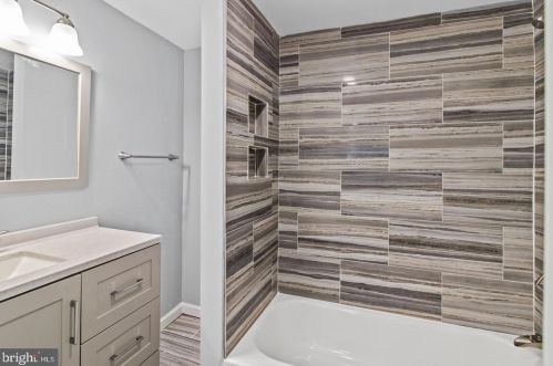 4305 Shoemaker Rd, Huntingdon Valley PA 19006-1711 exterior