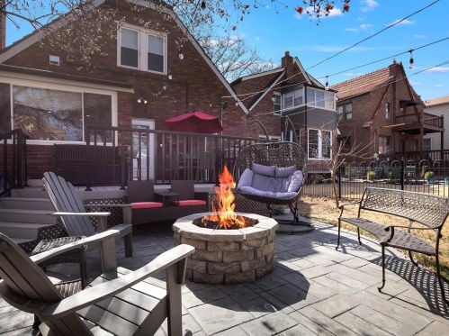 6423 Murdoch Ave, Saint Louis MO 63109-2656 exterior