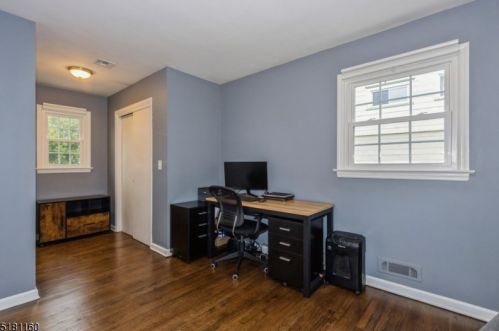 418 Prospect St, Westfield NJ 07090-3904 exterior