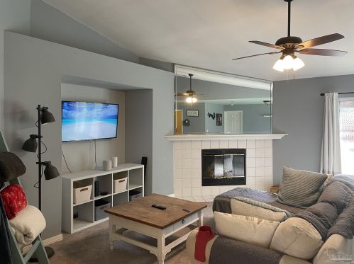 4749 Timberland Dr, Milton FL  32571-6218 exterior