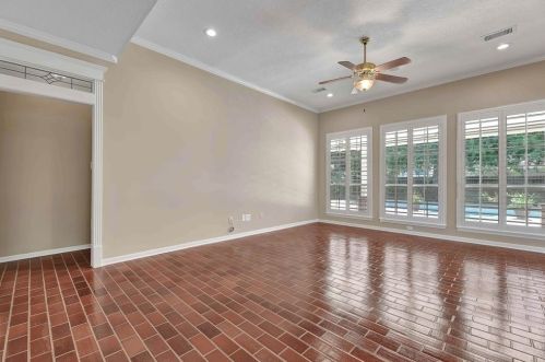 1810 Mountain Aspen Ln, Humble TX 77345-1942 exterior