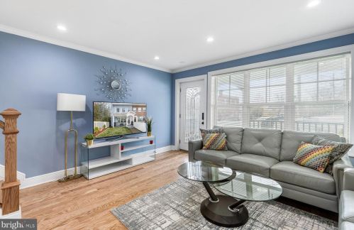 2257 16th St, Washington DC  20020-4301 exterior