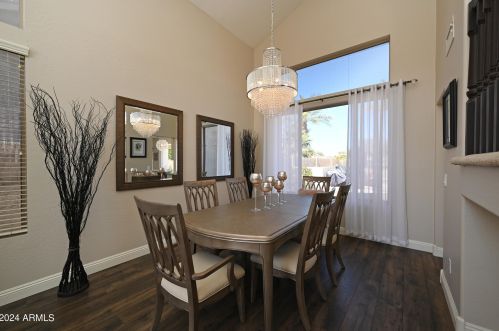 1902 Canary Way, Chandler AZ  85286-8047 exterior