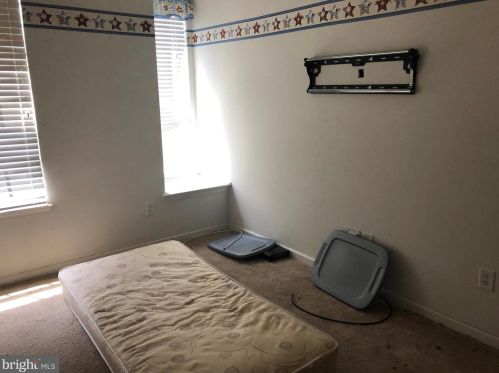 832 Warren St, Trenton NJ 08608-1307 exterior