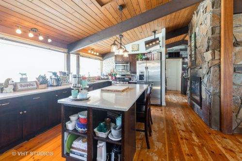 5504 Wonder Wood Dr, Bull Valley IL 60097-9083 exterior