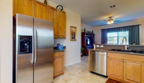 10051 Chadwick Dr, Fort Pierce FL 34987-2418 exterior