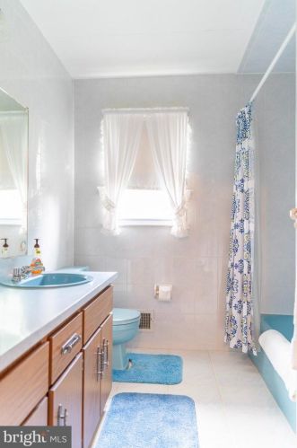 342 George Dye Rd, Trenton NJ 08691-3311 exterior