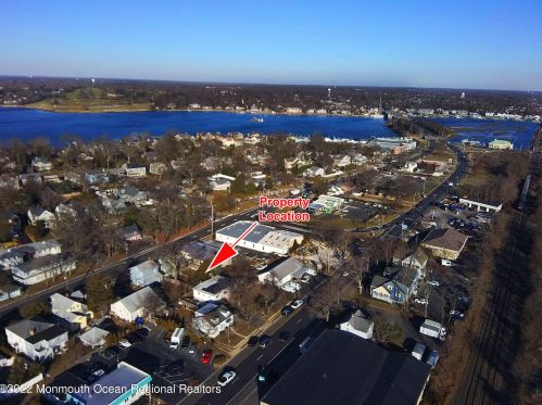 309 Hawthorne Ave, Point Pleasant Beach NJ 08742-2540 exterior