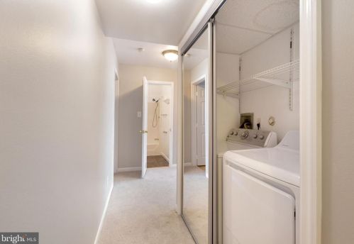 1758 Westwind Way, Mc Lean VA 22102-1612 exterior