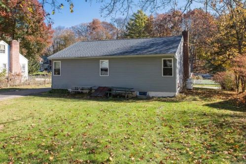 11 Stanley St, Poughkeepsie NY 12603-1429 exterior