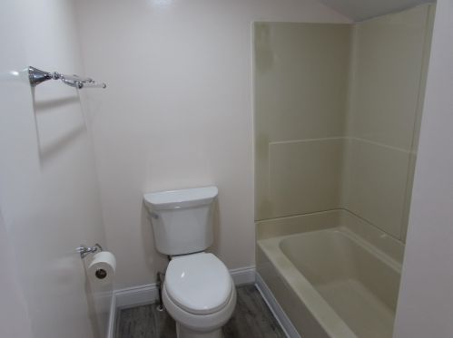 2203 Burdick St, Kalamazoo MI  49001-1876 exterior