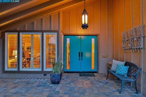 10 Monivea Pl, Concord, CA 94523-2518