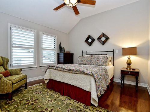 11512 Eagles Gln Dr, Austin TX 78732-2089 exterior