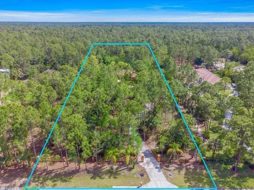 3380 3 Ave, Naples FL 34117-3019 exterior