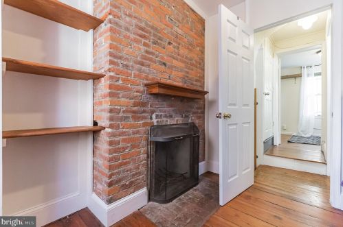 421 Iseminger St, Philadelphia PA 19147-6216 exterior