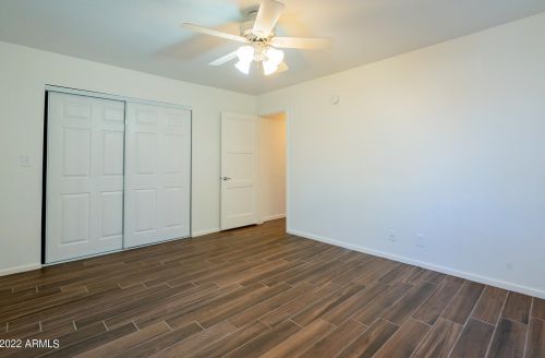 4220 16 Dr, Phoenix AZ 85015-1426 exterior