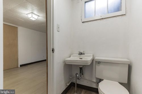 1232 Elson Rd, Chester PA 19015-1920 exterior