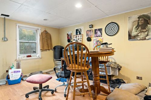 165 18 St, Pittsburgh PA 15203-1630 exterior