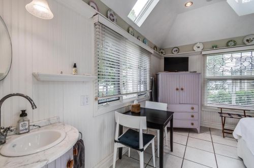 746 Gorham St, Madison WI 53703-1521 exterior