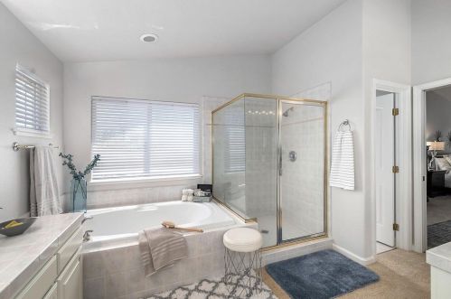 1258 Manning Dr, Folsom CA 95762-5845 exterior