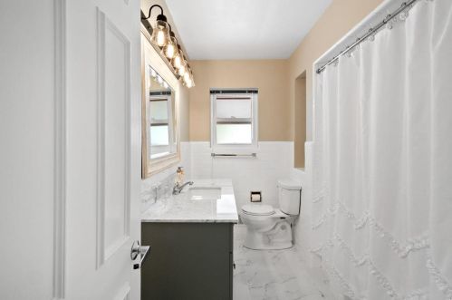 17 Covington Ln, Saint Louis MO 63132-4200 exterior