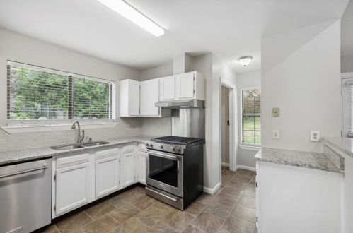 1406 Cartecay Dr, Atlanta GA  30319-3404 exterior