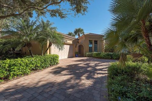 15628 Villoresi Way, Naples, FL 34110-2712