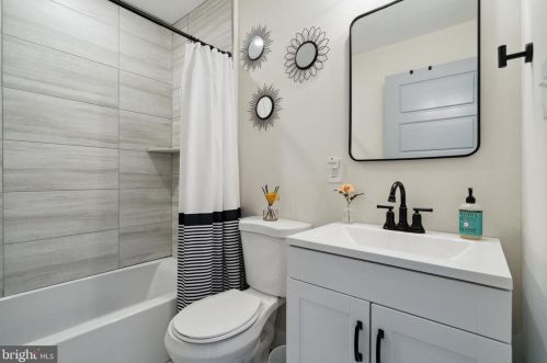 1937 5th St, Philadelphia PA  19122-2135 exterior